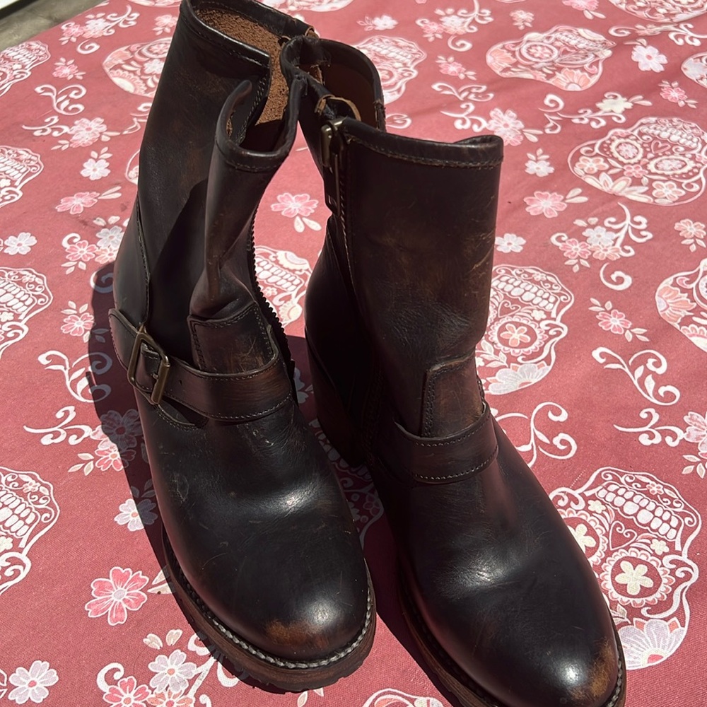 Freebird By Steven CARLITO size 10 in black